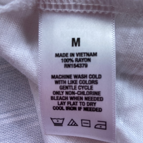 Aeropostale- Womens white razor-back - side ruffle top - size M - Picture 5 of 5